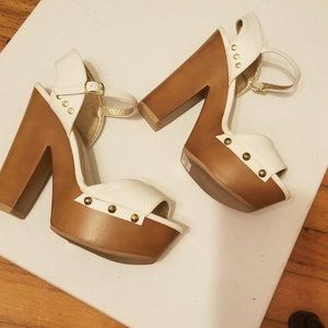 Quipid platform heels size 7